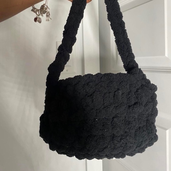 Super fluffy Shoulder Bag - Picture 4 of 4